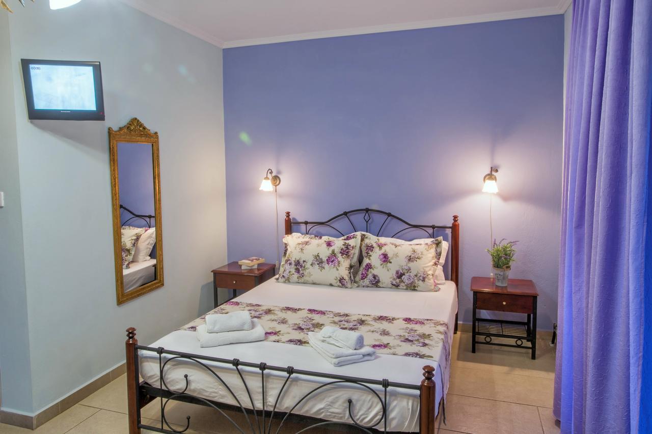 Golden Suites Ofrínion Esterno foto