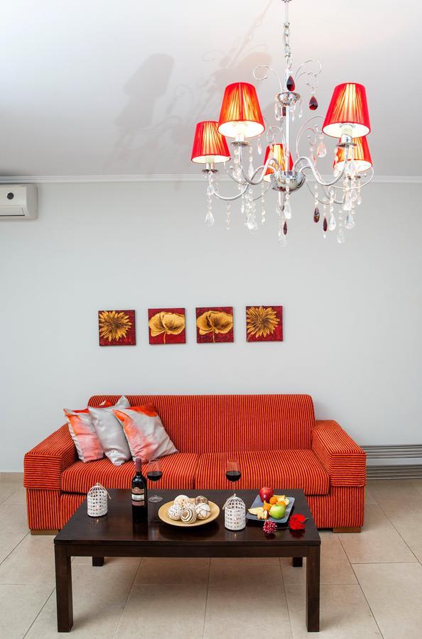 Golden Suites Ofrínion Esterno foto